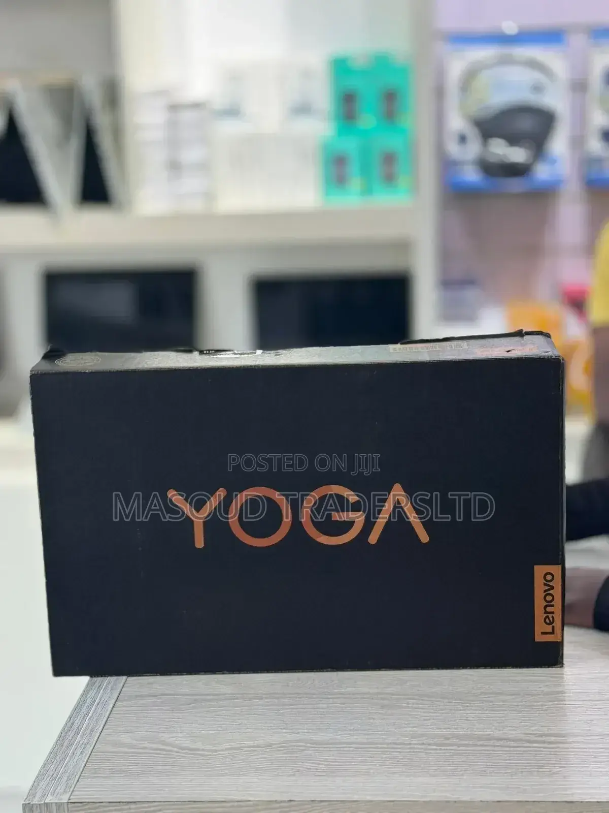 New Laptop Lenovo Yoga 7i 16GB Intel Core I7 SSD 512GB