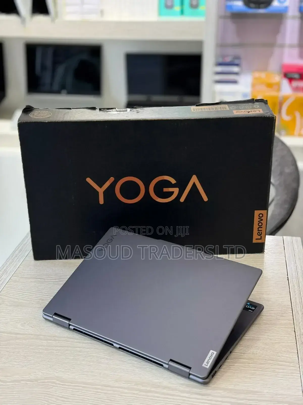 New Laptop Lenovo Yoga 7i 16GB Intel Core I7 SSD 512GB