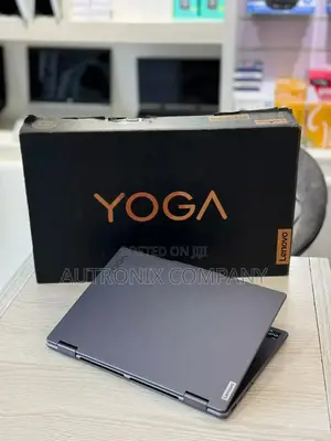New Laptop Lenovo Yoga 7i 16GB Intel Core I7 SSD 512GB
