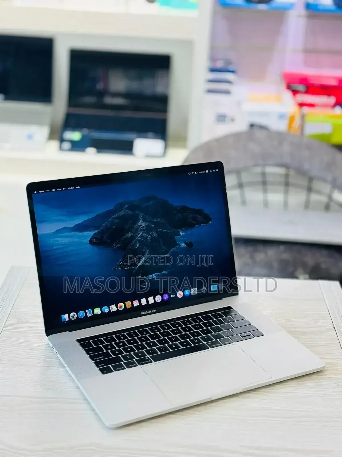 Laptop Apple MacBook Pro 2016 16GB Intel Core I5 SSD 512GB