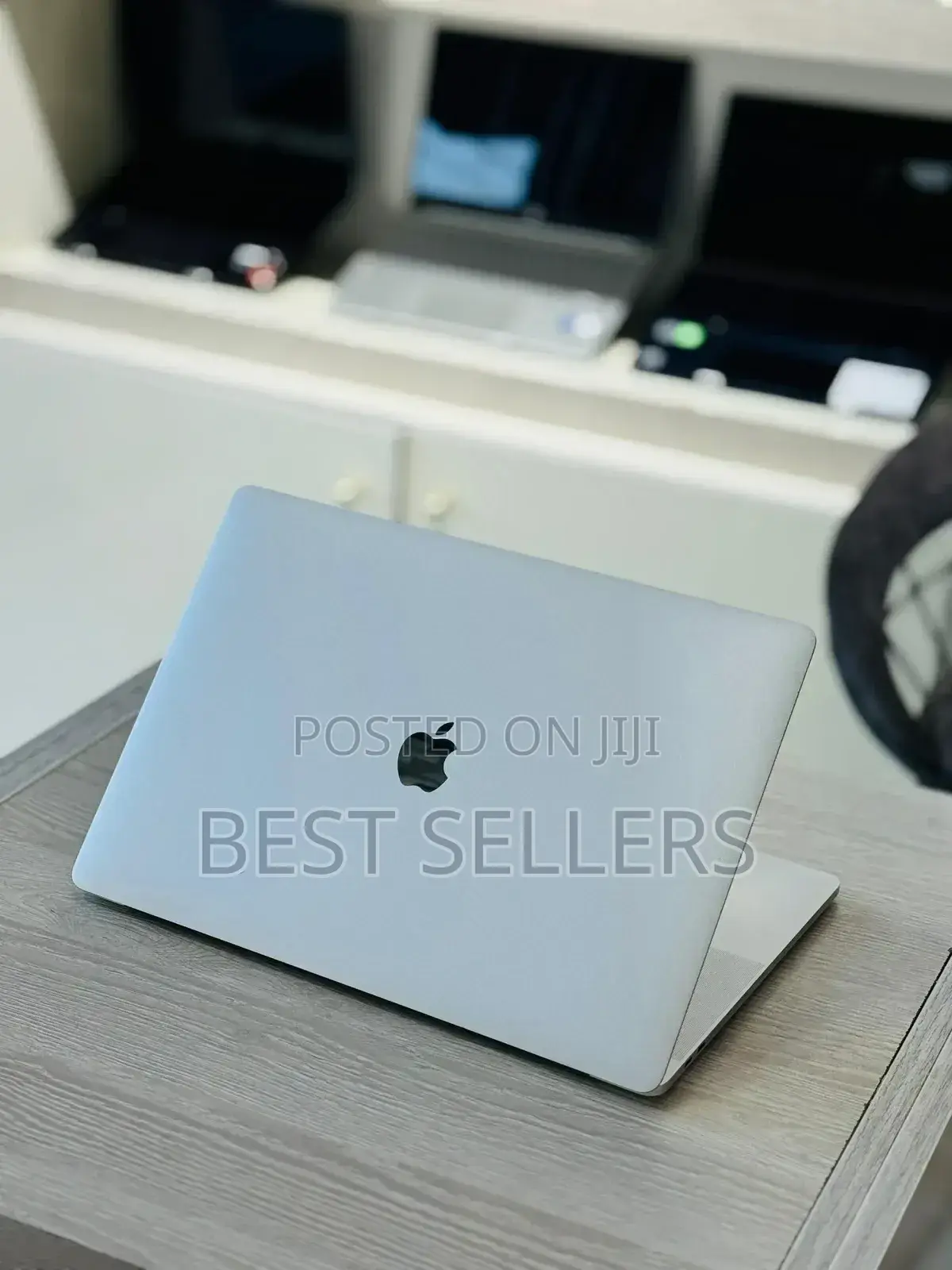 Laptop Apple MacBook Pro 2016 16GB Intel Core I5 SSD 512GB