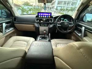 Toyota Land Cruiser 2010 Black