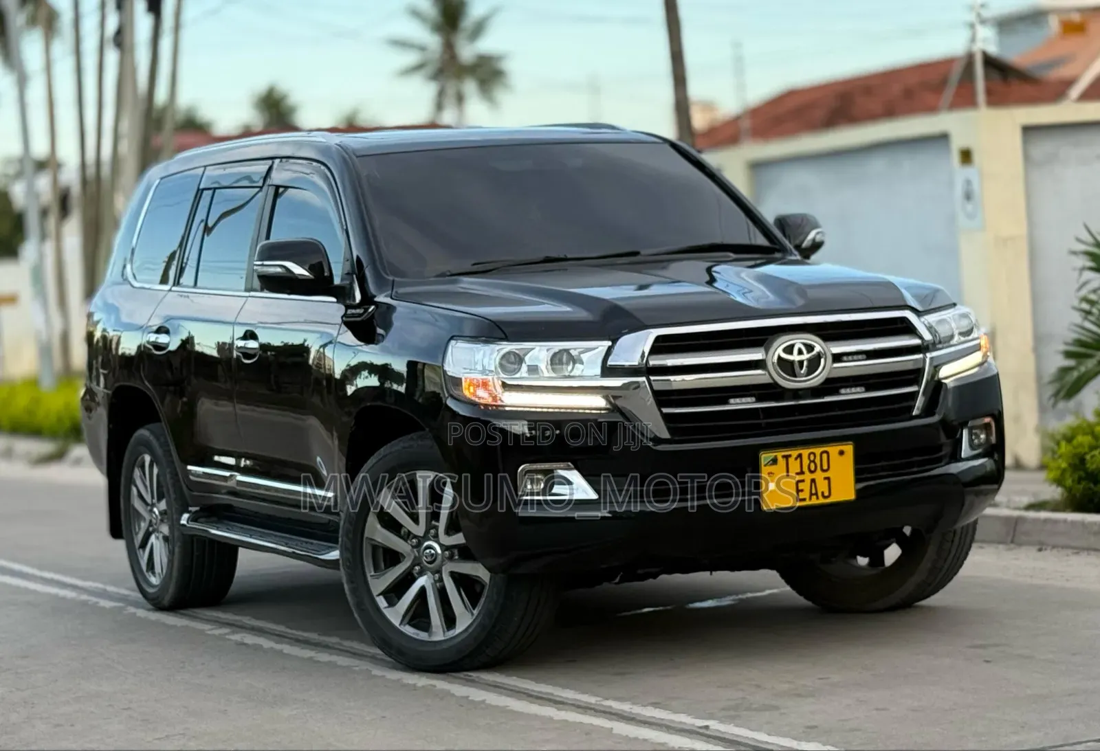 Toyota Land Cruiser 2010 Black