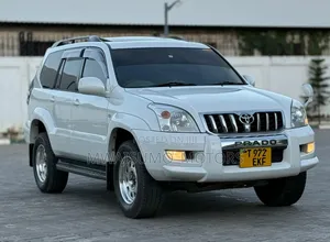 Toyota Land Cruiser Prado 2005 Off white