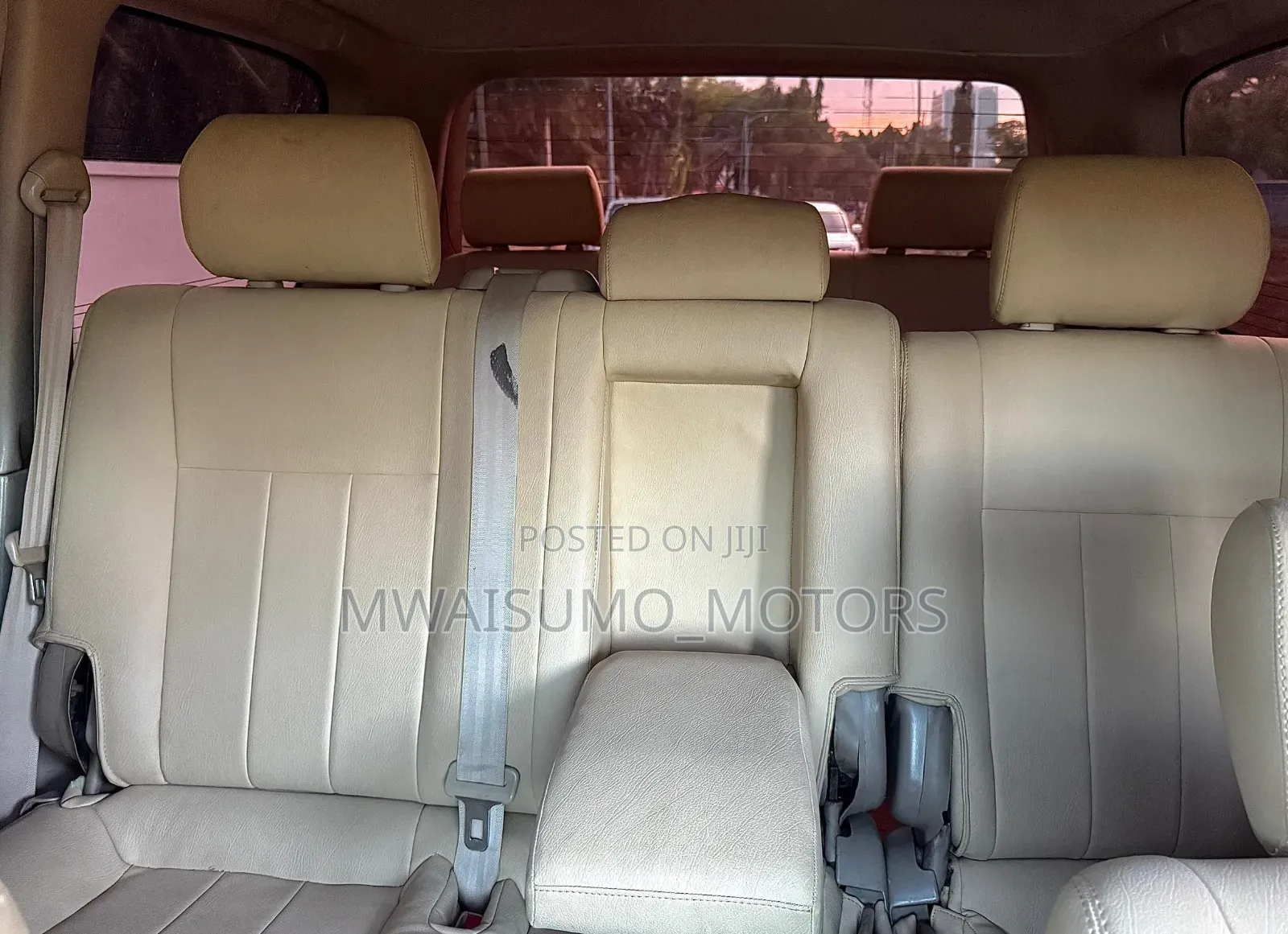 Toyota Land Cruiser 2001 Beige