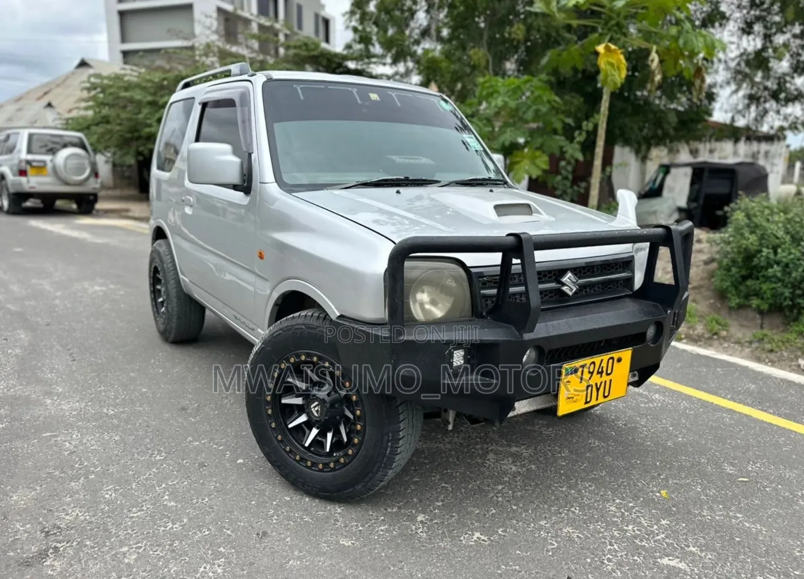 Suzuki Jimny 2000 Silver