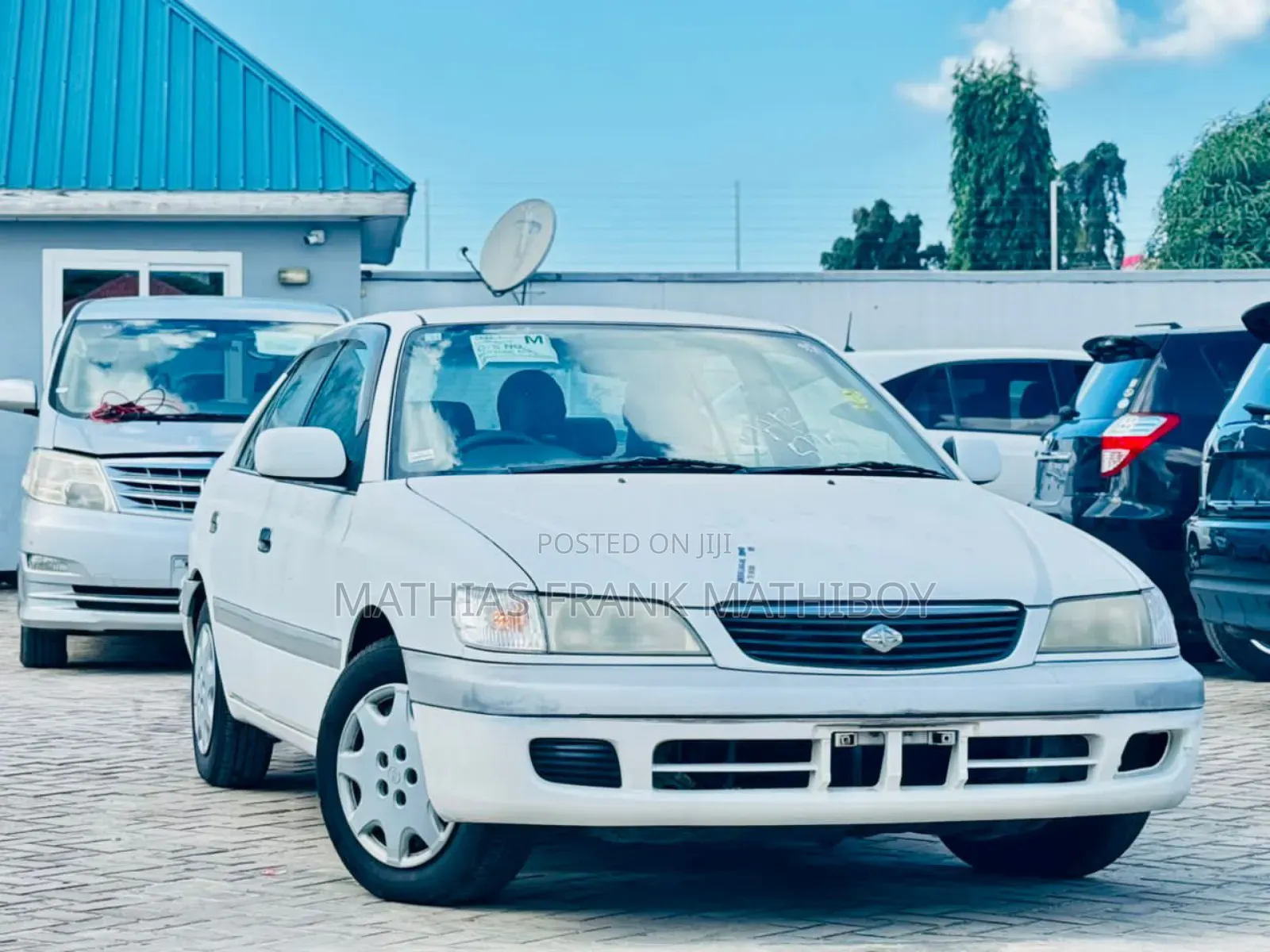 Toyota Corona Premio 2000 White