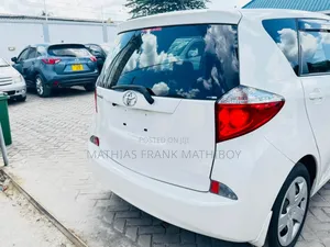 Toyota Ractis 2011 White