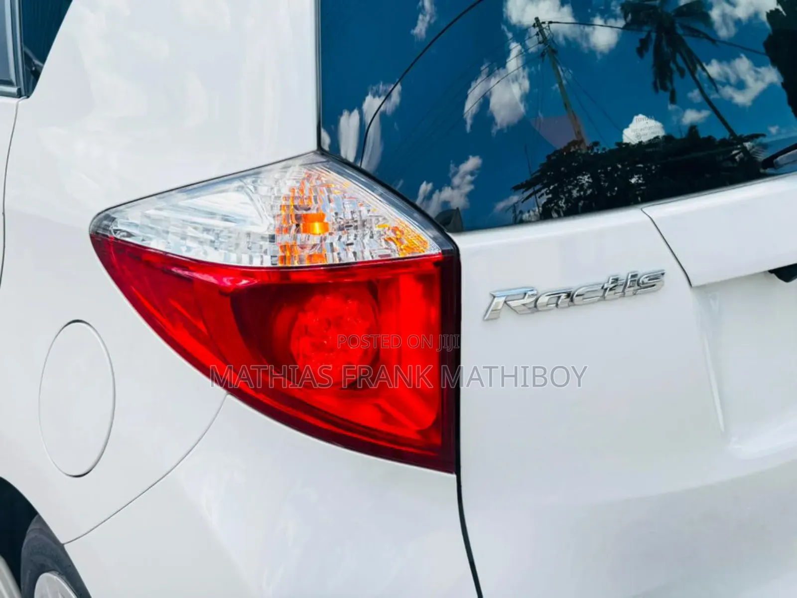 Toyota Ractis 2011 White