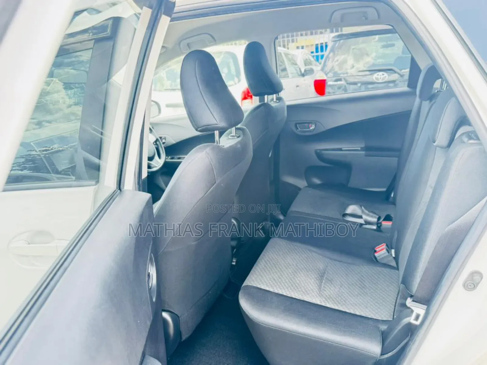 Toyota Ractis 2011 White