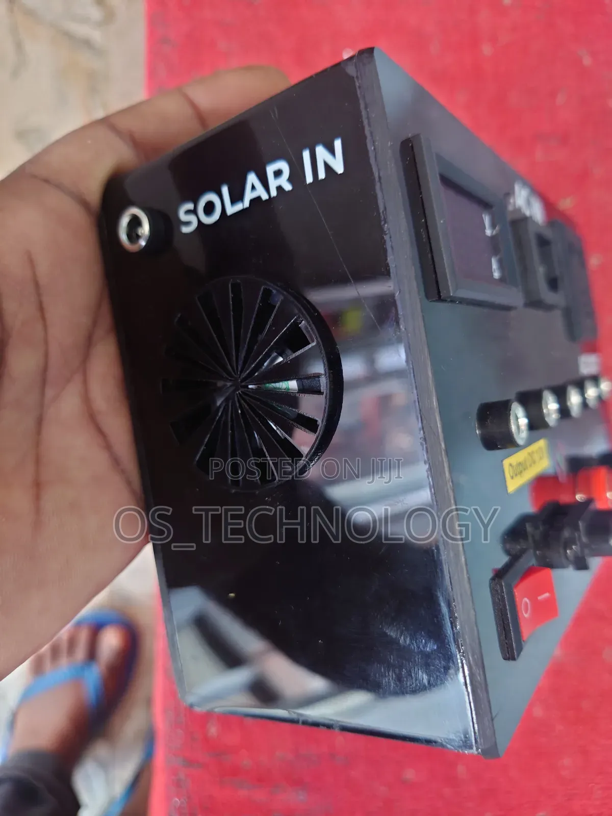 Hybrid Micro Inverter 300w 220v With Mppt Charger 8a Dc
