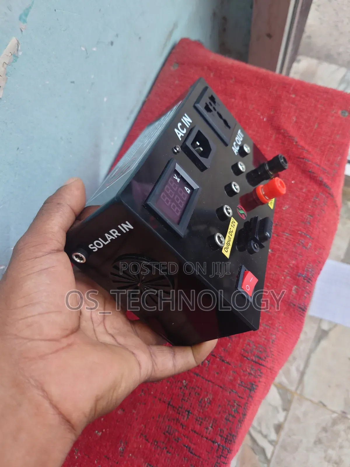 Hybrid Micro Inverter 300w 220v With Mppt Charger 8a Dc