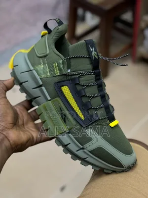 Men's Sneakers Reebok Clean