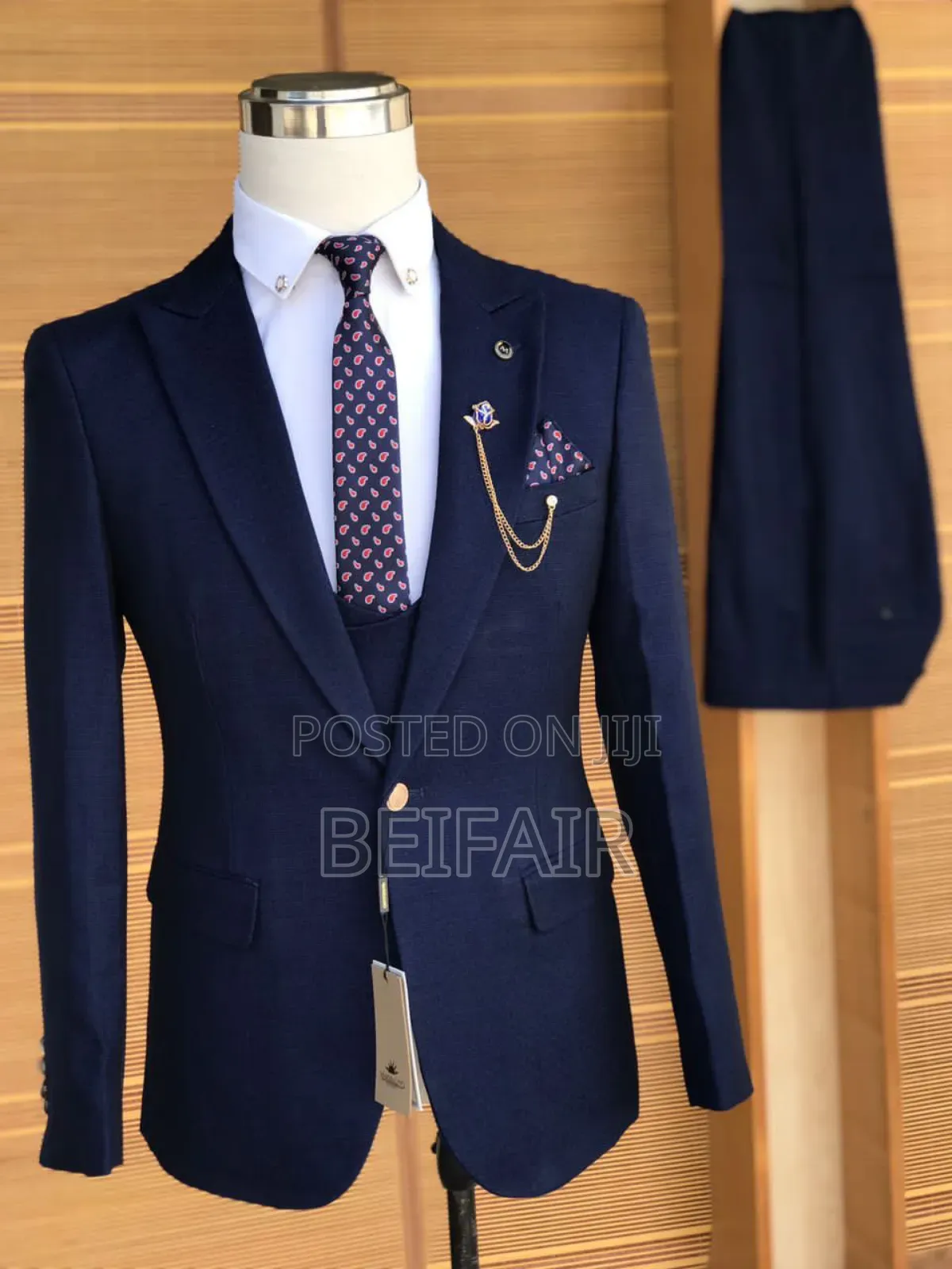 Navy Blue Suits for Men