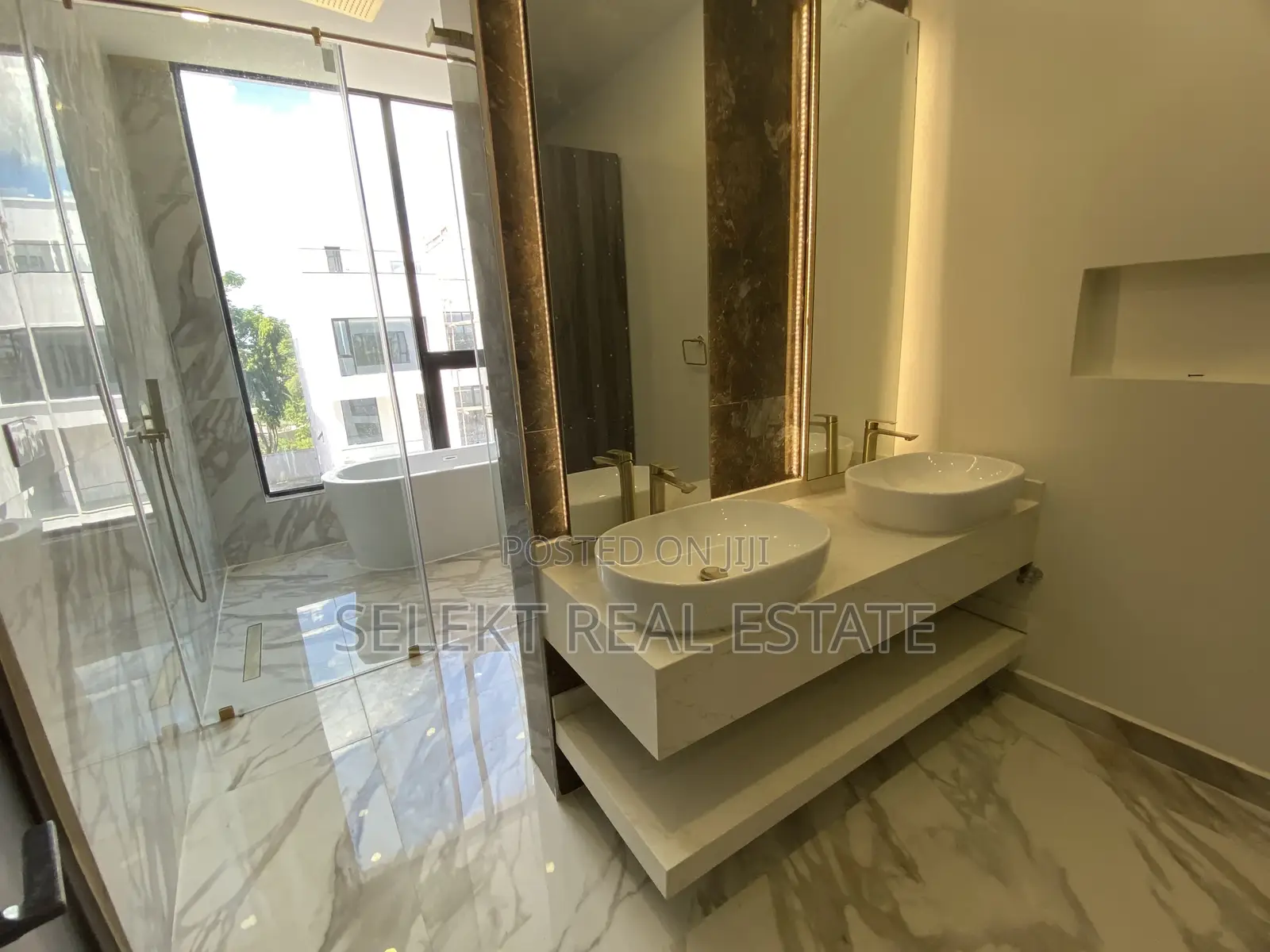 Furnished 4bdrm Villa in Oyster Bay for rent