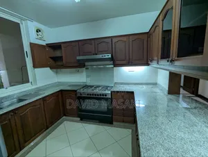 Furnished 3bdrm Apartment in Courtyard, Oyster Bay for rent