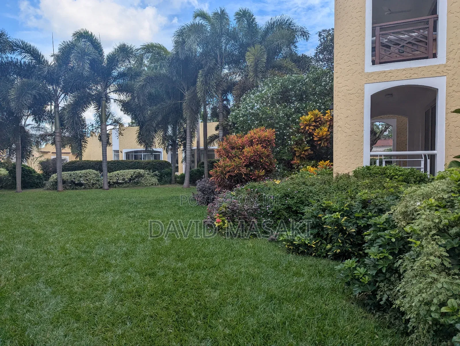 Furnished 3bdrm Apartment in Courtyard, Oyster Bay for rent
