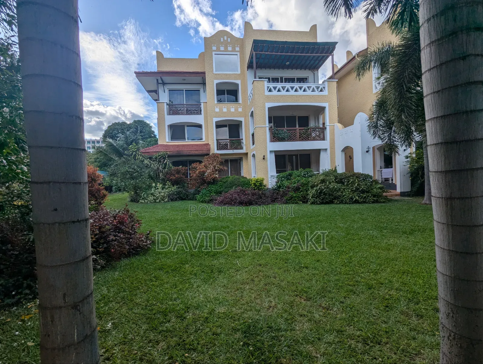Furnished 3bdrm Apartment in Courtyard, Oyster Bay for rent