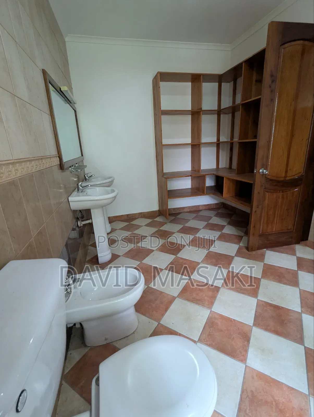 5bdrm House in The Place, Oyster Bay for rent