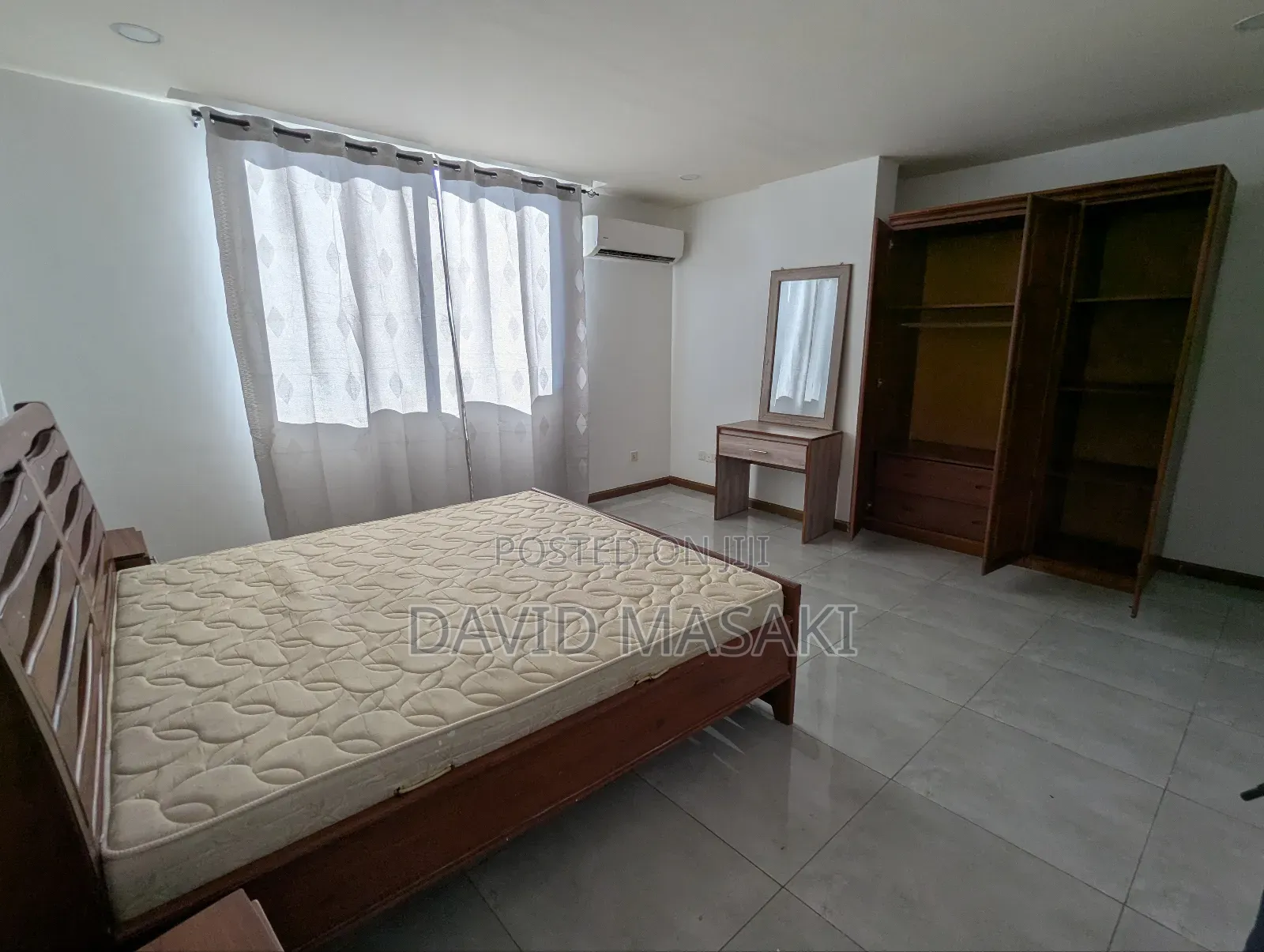 Furnished 3bdrm Apartment in Regent, Oyster Bay for rent