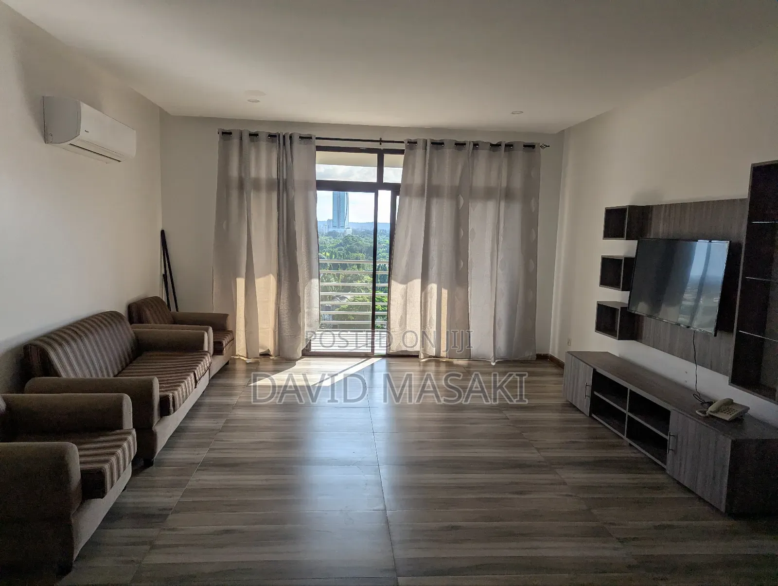 Furnished 3bdrm Apartment in Regent, Oyster Bay for rent