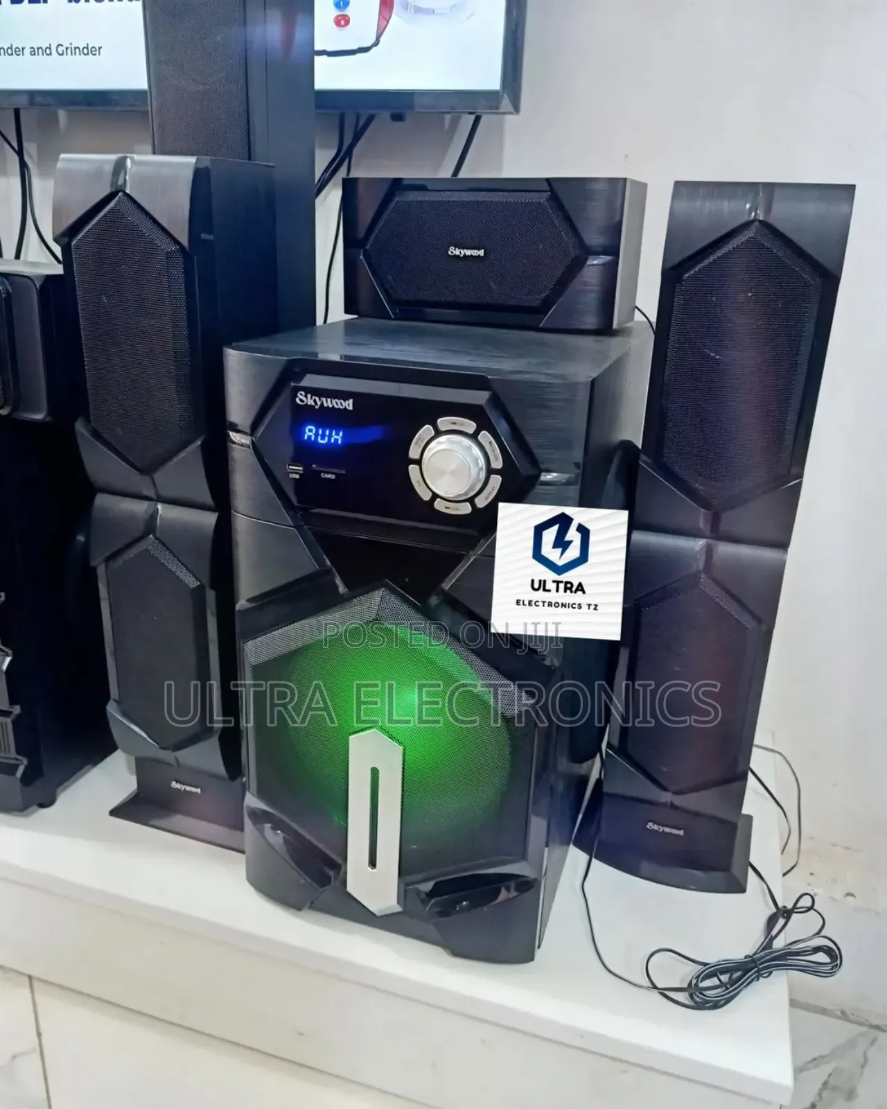 Skywood Subwoofer With 2 Mini Tower Speakers and 1 Satellite