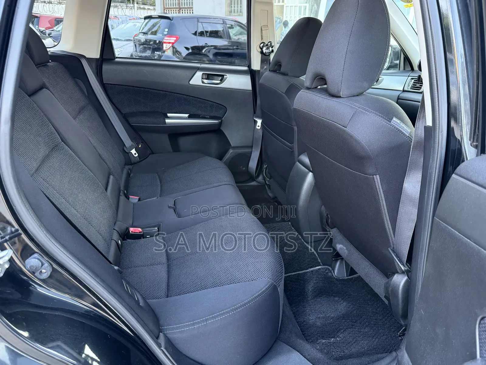 Subaru Forester 2.0D X 2012 Black