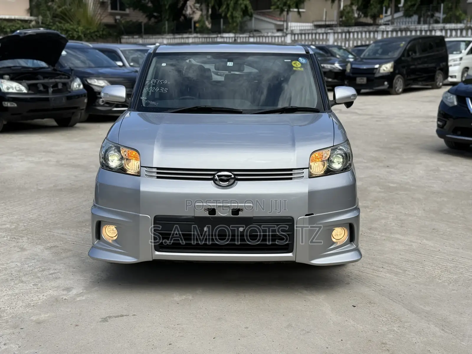 Toyota Corolla Rumion Hatchback 1.8 FWD 2009 Silver