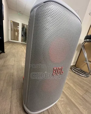 JBL Part Box Stage 320