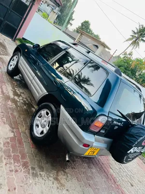 Toyota RAV4 1999 Green