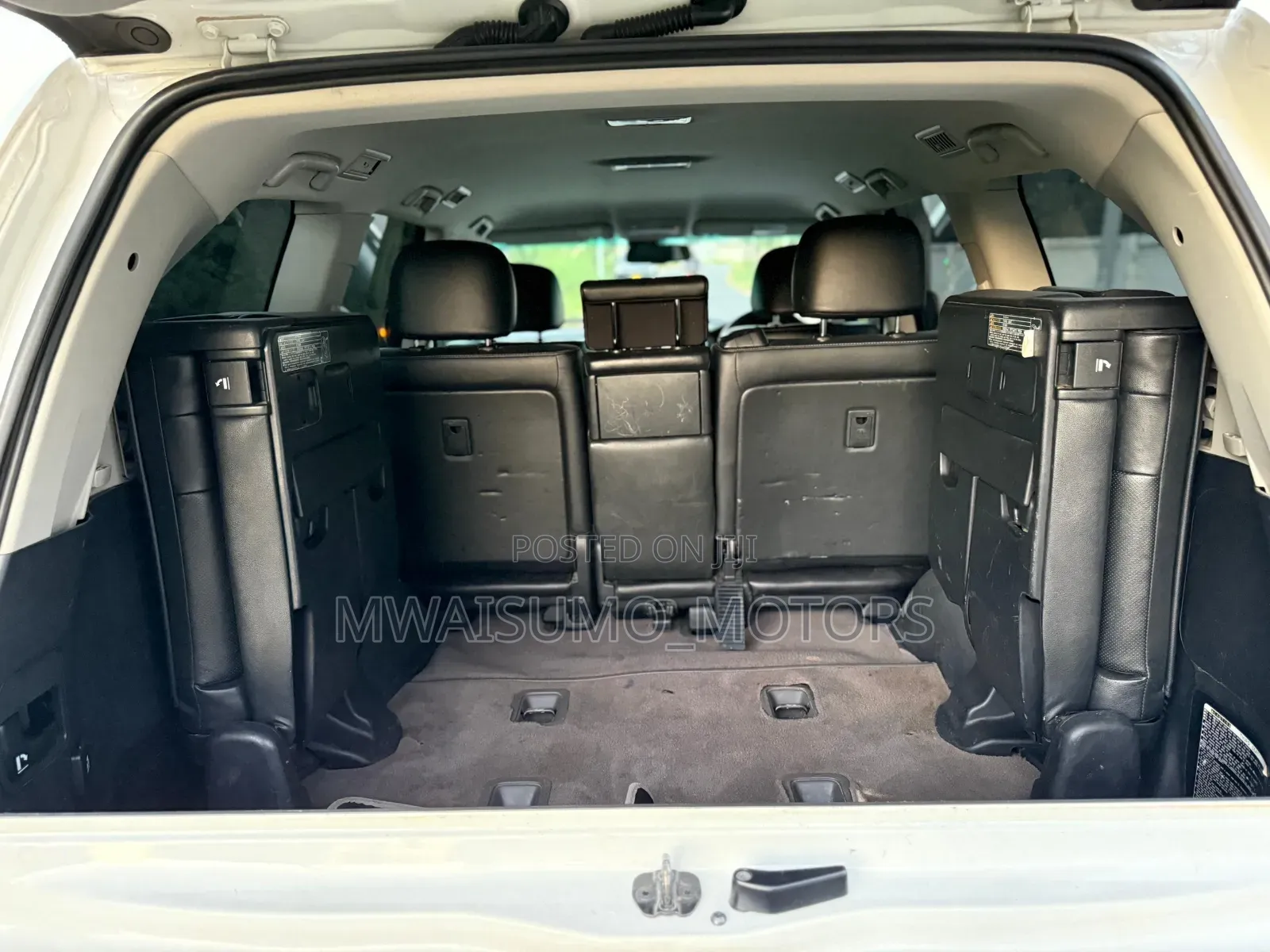 Toyota Land Cruiser 2015 White