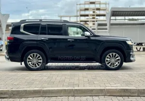 New Toyota Land Cruiser 2023 Black