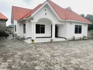 Photo - 3bdrm House in Kitunda for rent