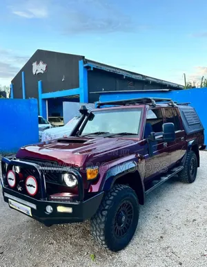 Toyota Land Cruiser 2017 Burgundy