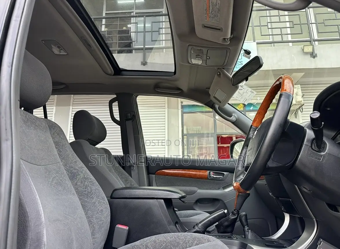Toyota Land Cruiser Prado 2006 Black