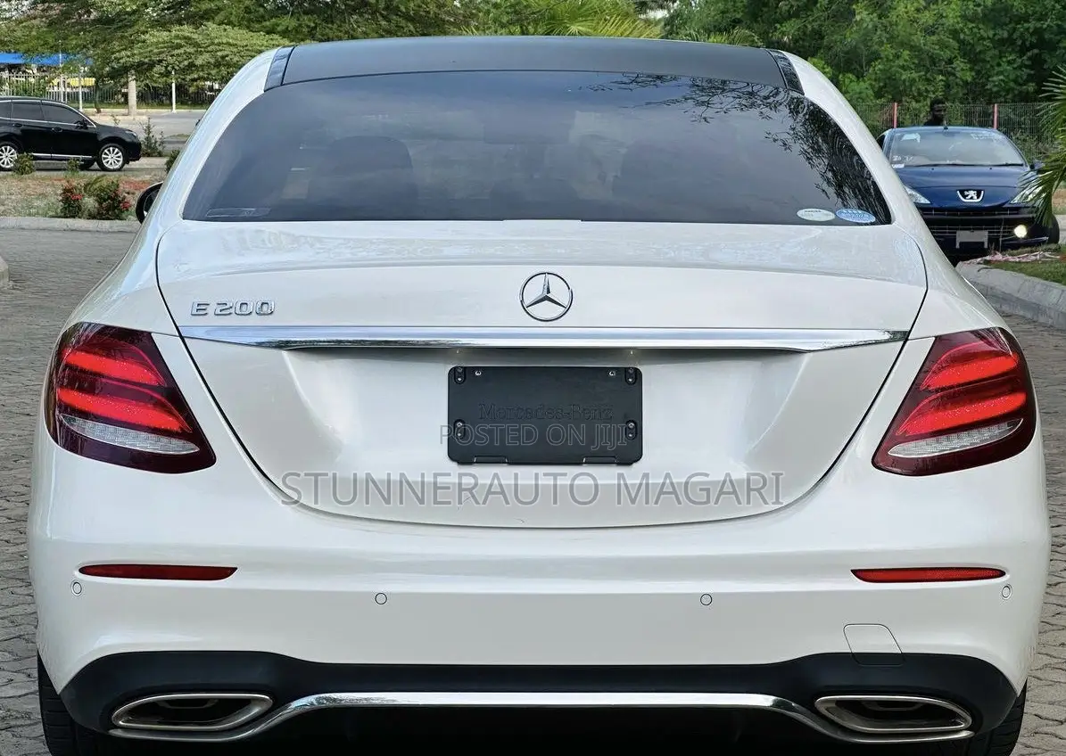 Mercedes-Benz E200 2017 White