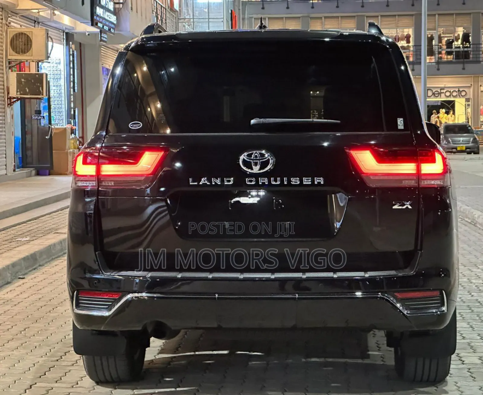 Toyota Land Cruiser 2022 Black