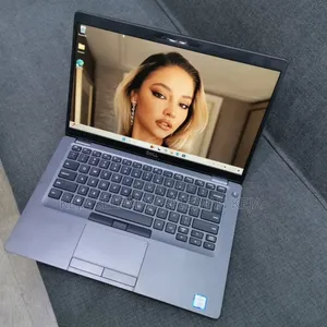 Photo - Laptop Dell Latitude 7400 4GB Intel Core I7 HDD+SSD 1T