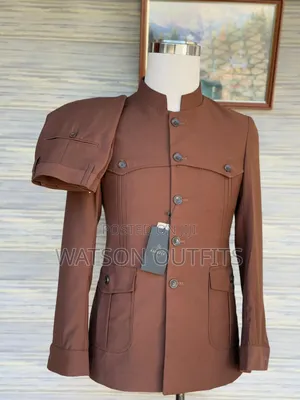 Suti Ya Safari Au Kaunda Ya Buttons Nyingi