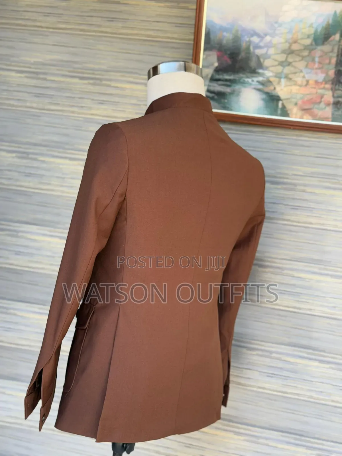 Suti Ya Safari Au Kaunda Ya Buttons Nyingi