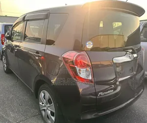 Toyota Ractis 1.5 FWD 2010 Brown