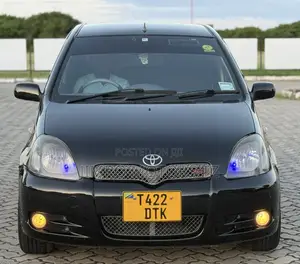 Toyota Vitz 2002 Black