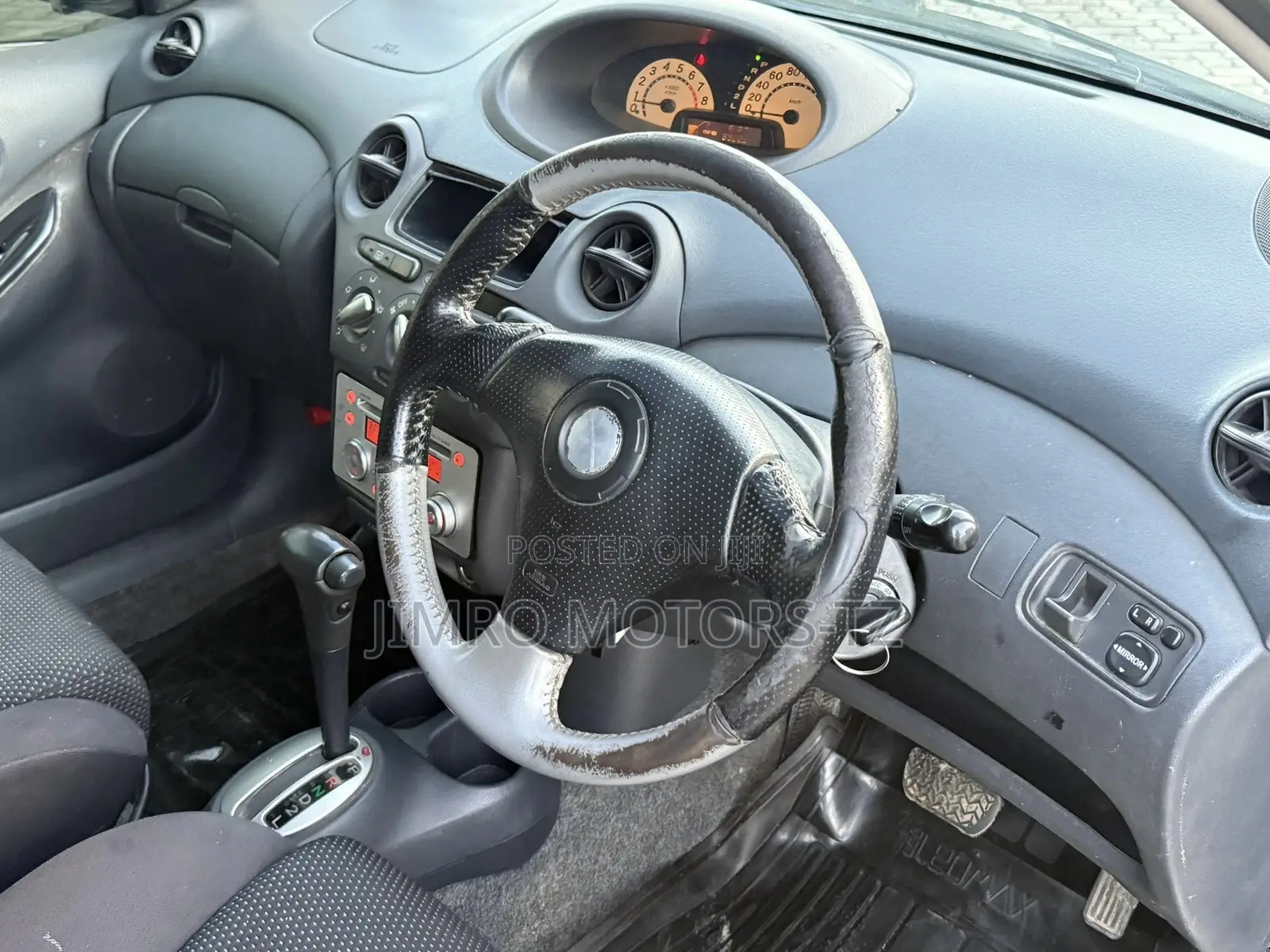 Toyota Vitz 2002 Black