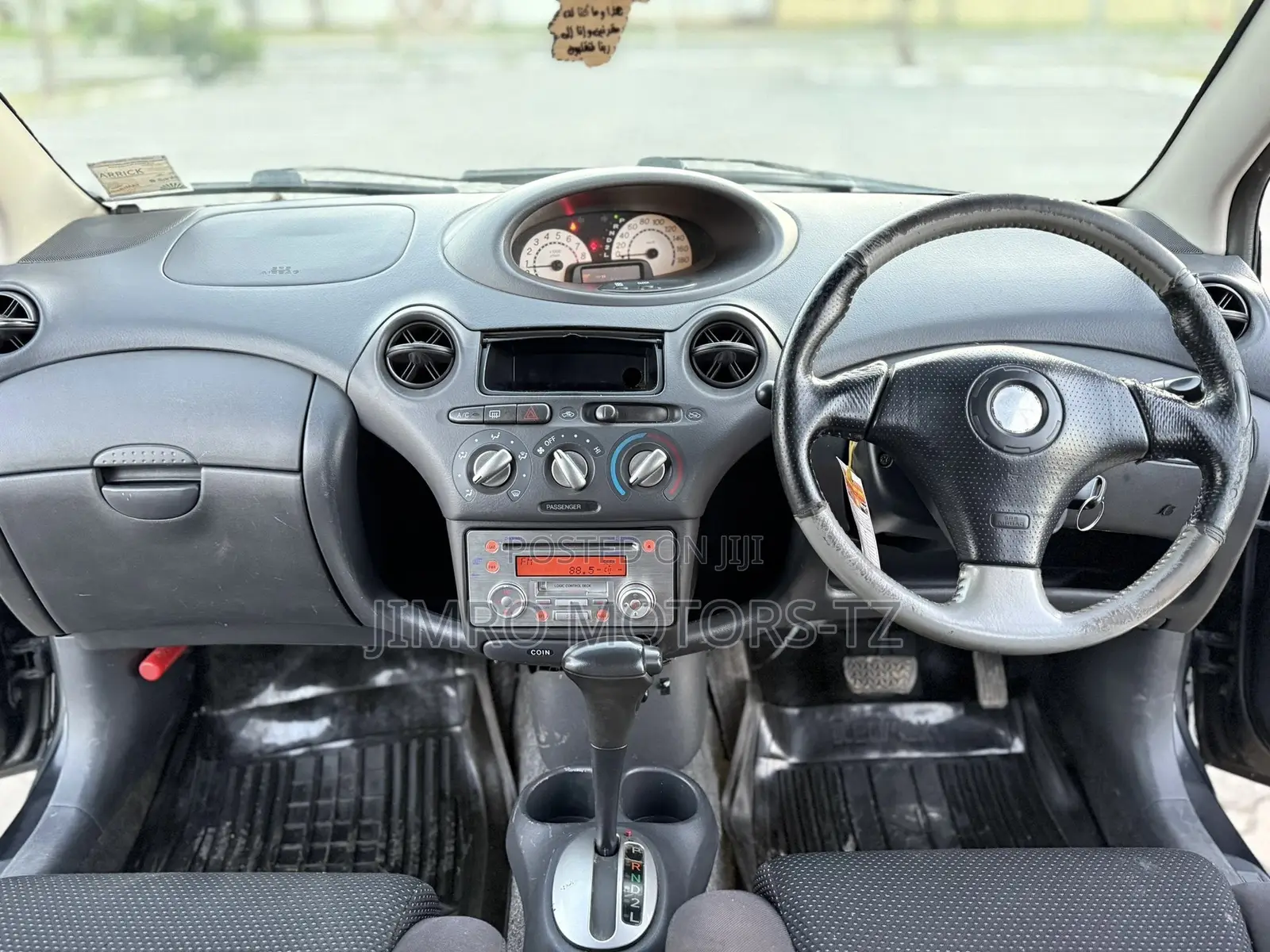 Toyota Vitz 2002 Black