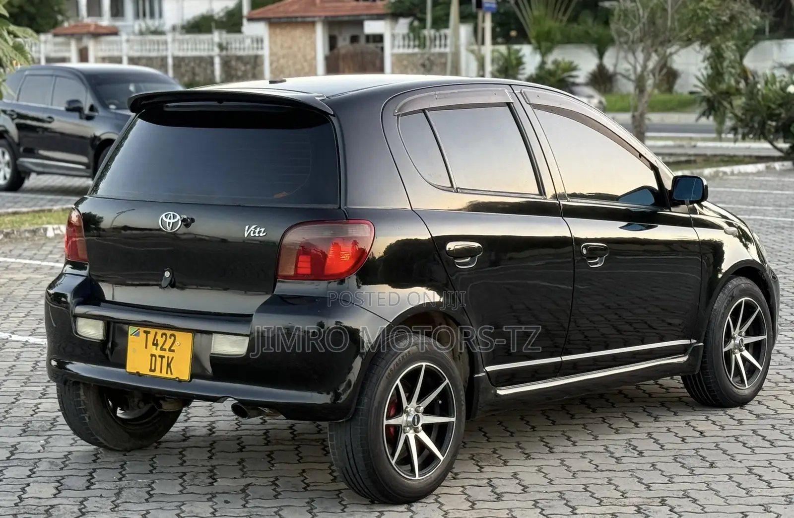 Toyota Vitz 2002 Black