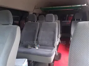 Toyota HiAce 2007 Silver