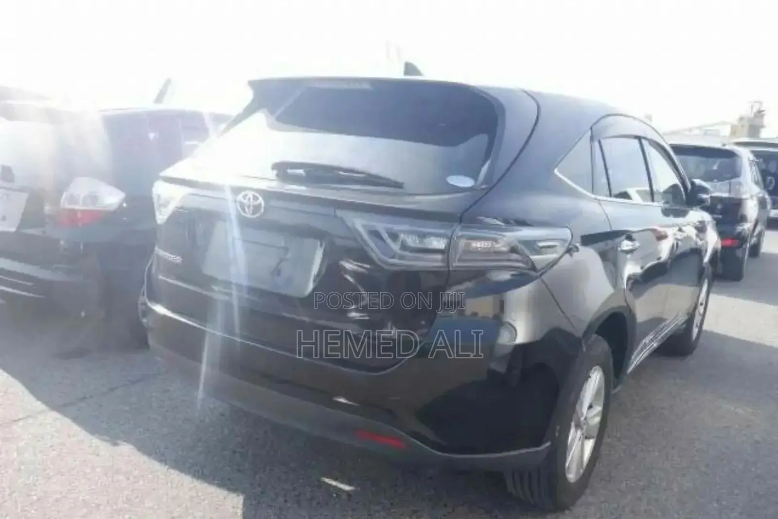 Toyota Harrier 2.0 4WD 2015 Black