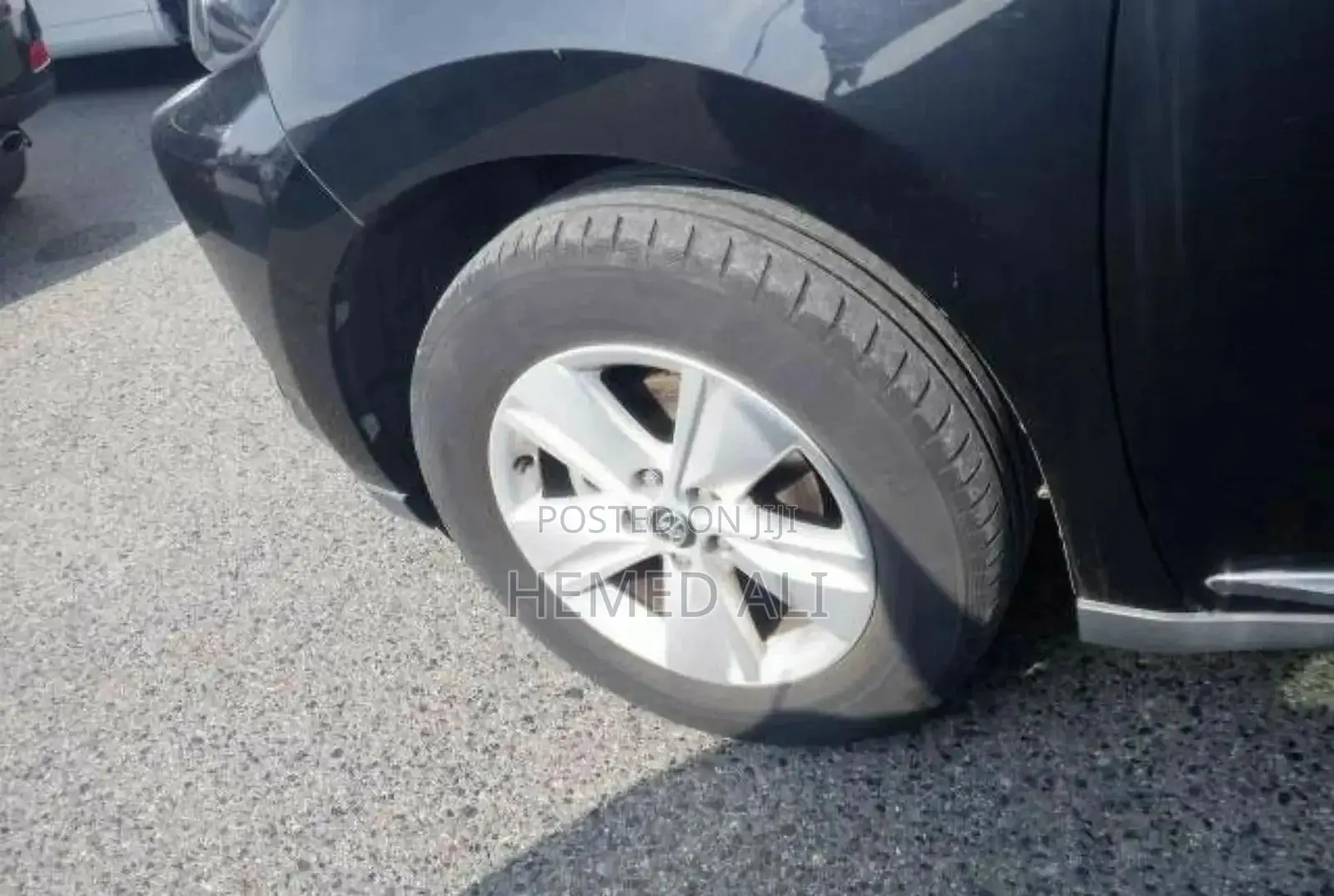 Toyota Harrier 2.0 4WD 2015 Black