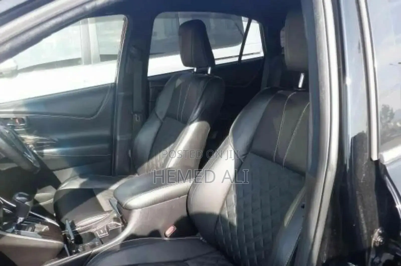 Toyota Harrier 2.0 4WD 2015 Black