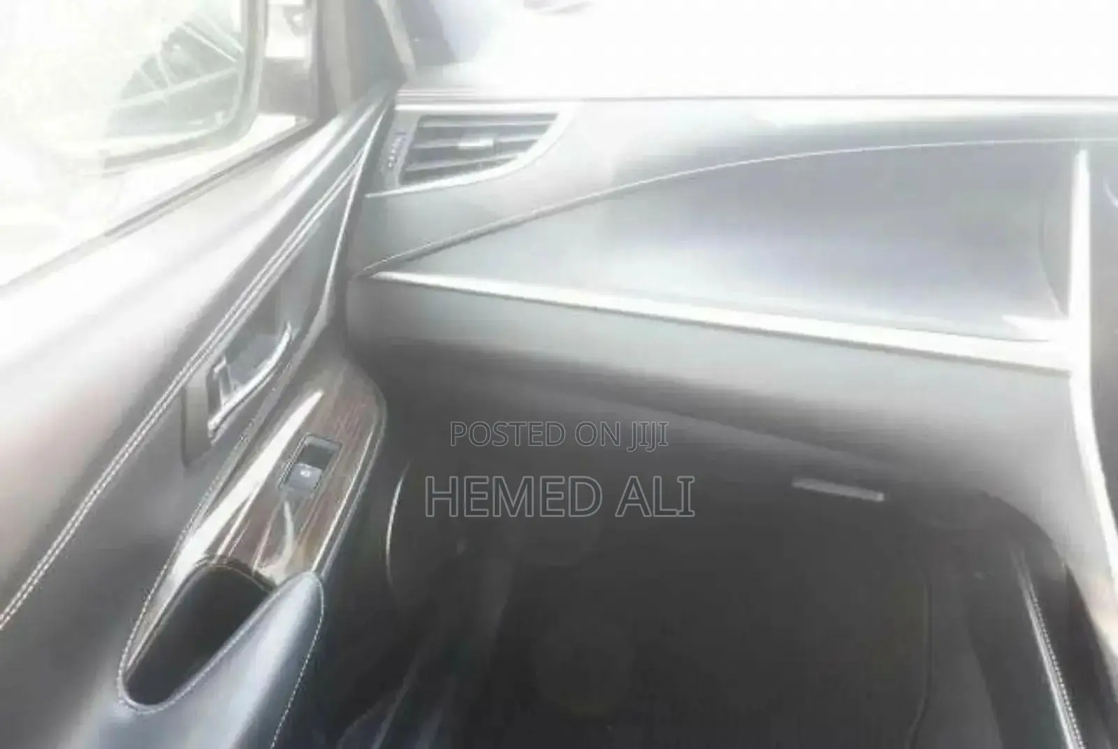 Toyota Harrier 2.0 4WD 2015 Black